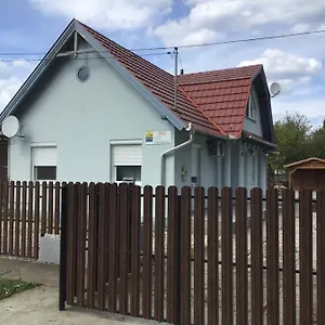 Apartament 4 Lurko Apartman Uj, Hajdúszoboszló